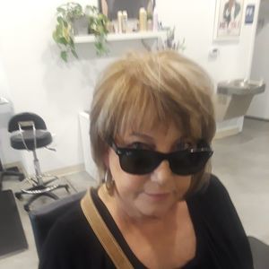 Meet your Posher, Mary beth